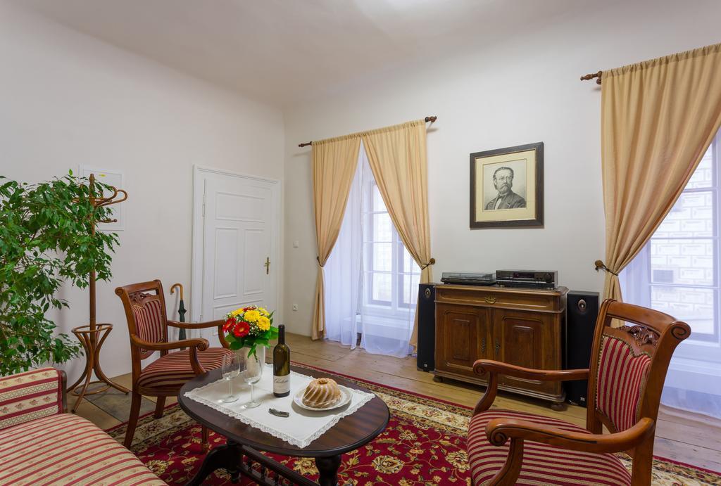 Zamecke Apartmany Litomysl Exterior photo